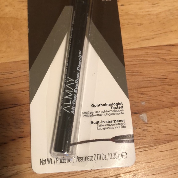 Almay All-Day Eyeliner Pencil 206 Black Brown Color - Picture 3 of 5